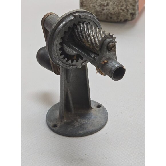 Vintage BOSTON BULLDOG Pencil Sharpener Orange Swirl Bakelite - Picture 5 of 16